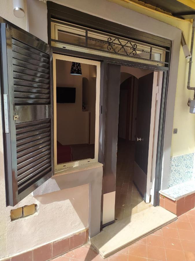Casa Vacanze Maison Zio Bruno A' Scalinatella Neapel Exterior foto